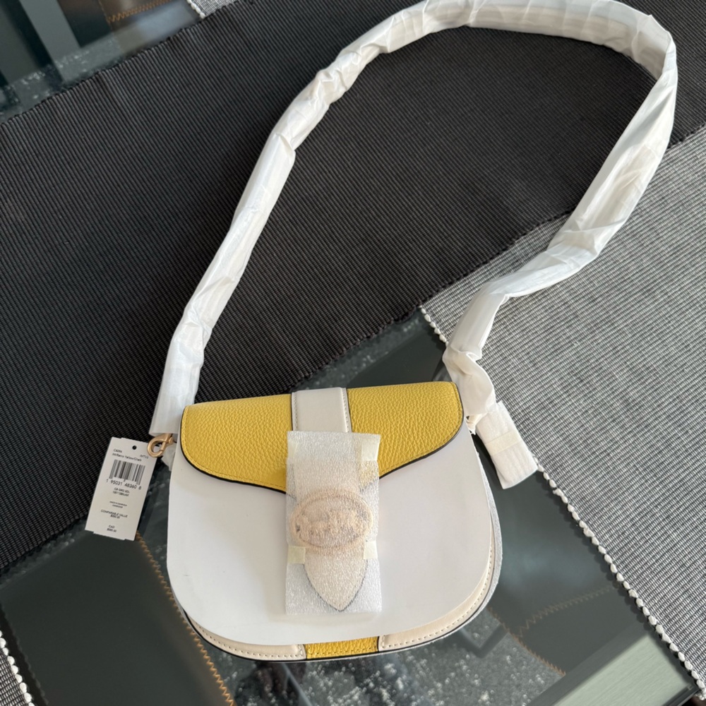 Coach Bi-Colorblock Georgie Leather Saddle Bag. Yellow & white. New.